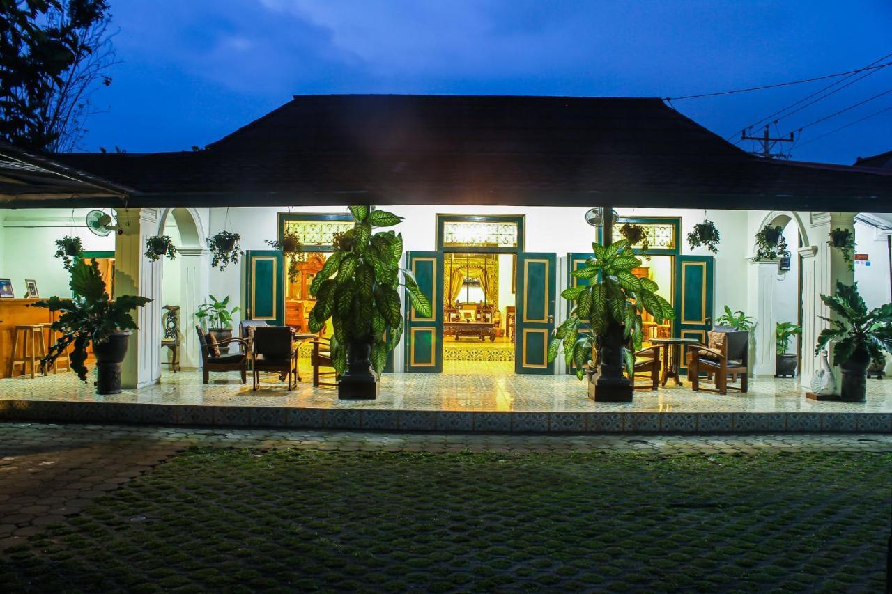 Ndalem Gamelan * Jogjakarta